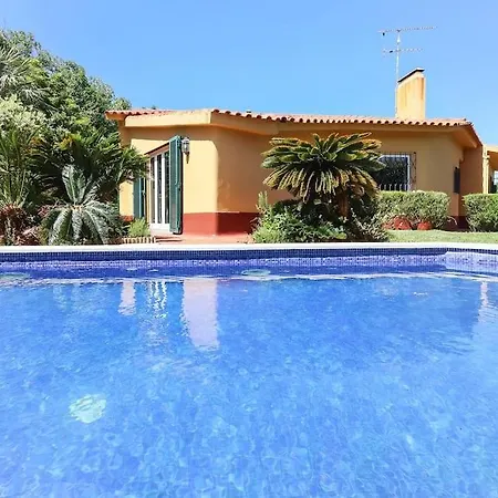 Bunga - Beautiful With Swimming Pool Appartement *